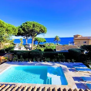 Gasthuis Esmeralda Adults Only, Les Issambres